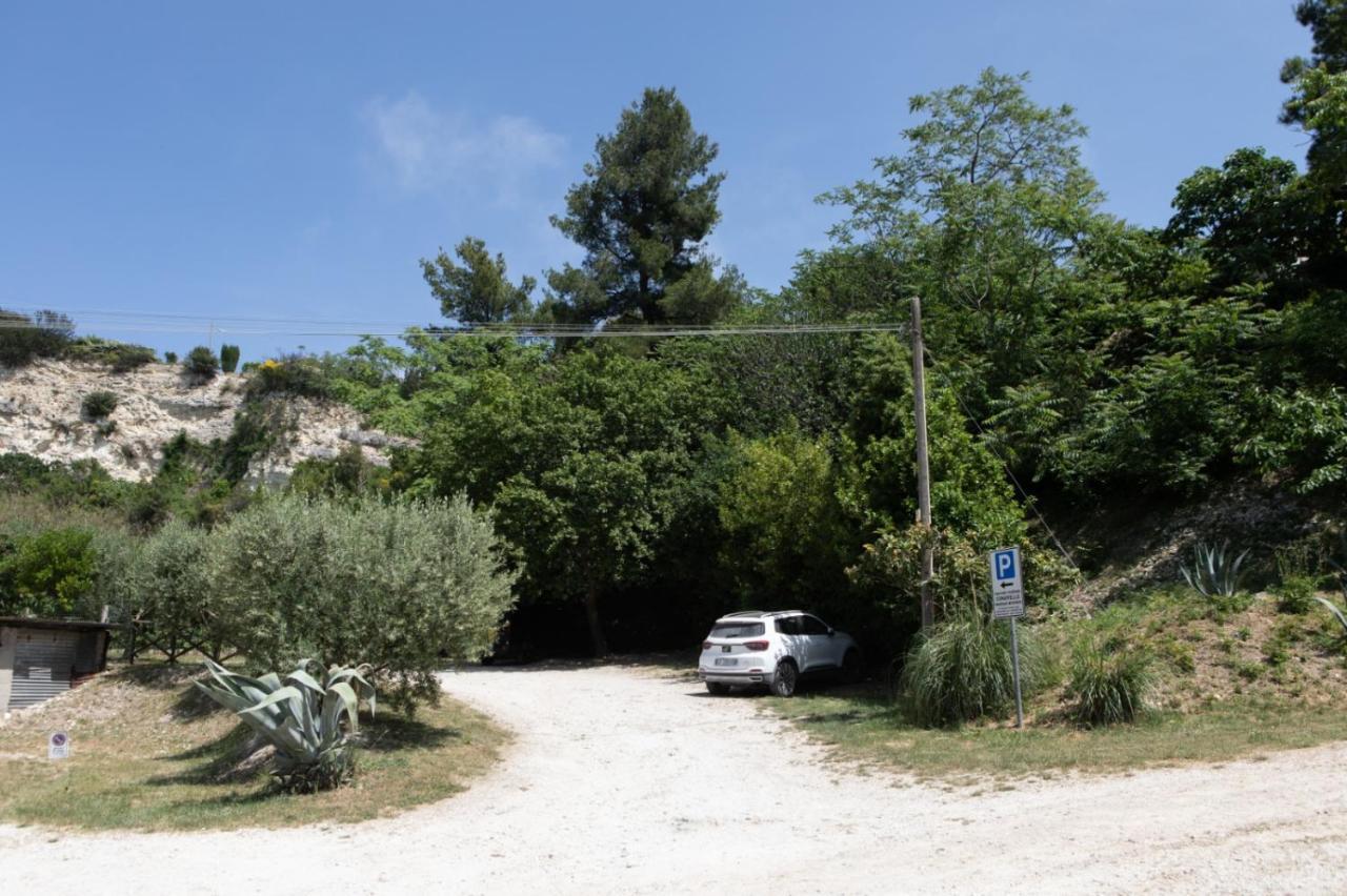Bed and Breakfast Fonte D'Olio Conero Relais Sirolo Exterior foto